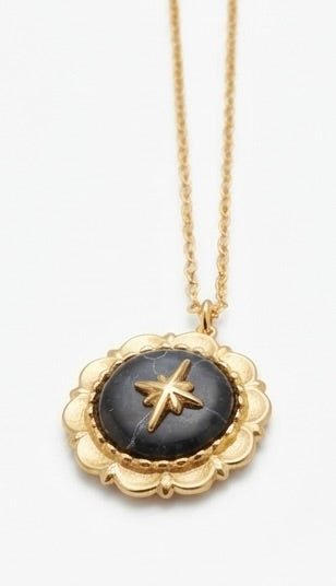 Collar Dorado con Medallón y Estrella Polar | Colgante de Acero Inoxidable