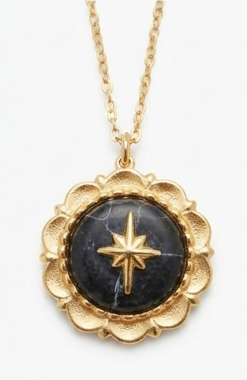 Collar Dorado con Medallón y Estrella Polar | Colgante de Acero Inoxidable