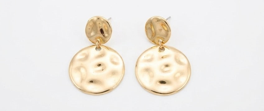 Pendientes Dorados Colgantes con Medallas Texturizadas | Pendientes de Acero Inoxidable